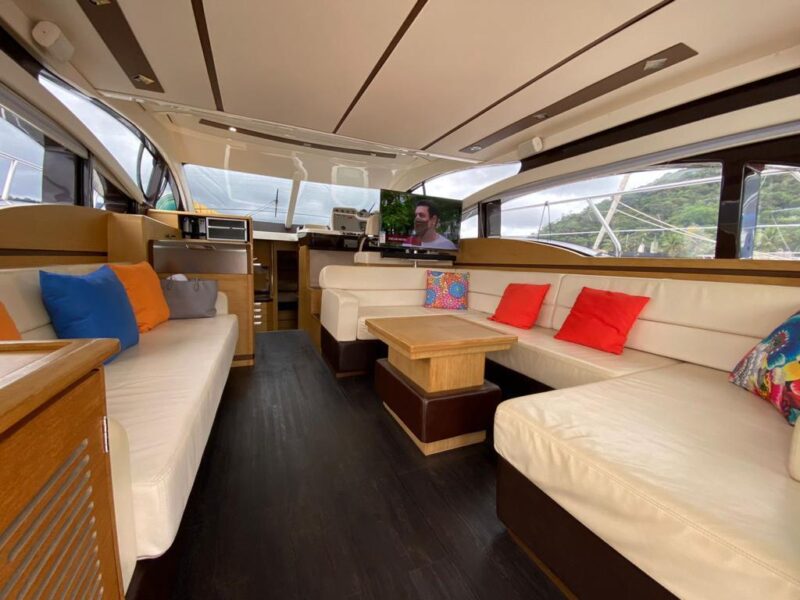 Intermarine 545