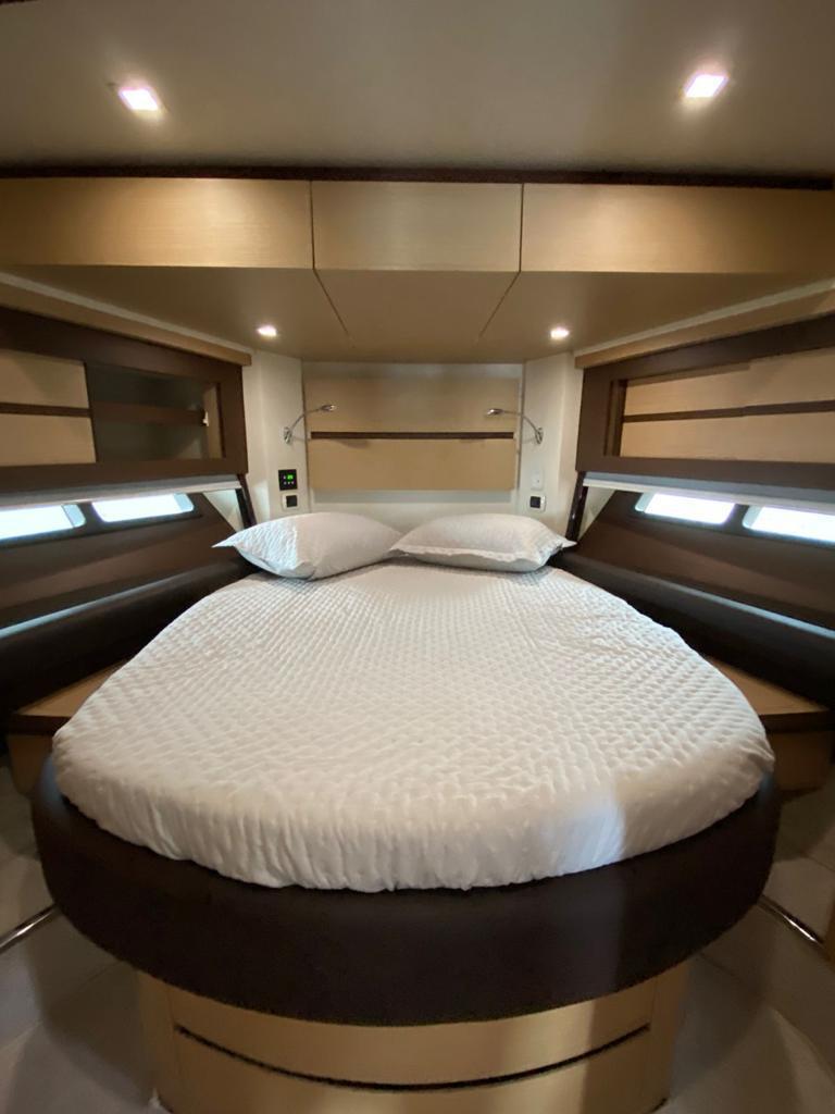 Intermarine 545